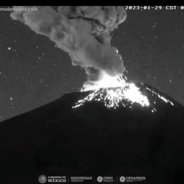 Volcán Popocatépetl registró tres explosiones en las últimas horas