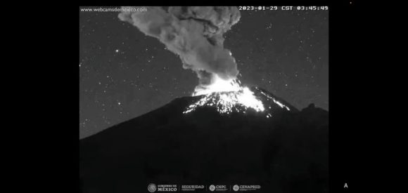 Volcán Popocatépetl - explosión 29 enero Volcán Popocatépetl registró tres explosiones en las últimas horas