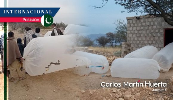 En Pakistán roban Gas natural y lo almacenan en bolsas de plástico para poder cocinar