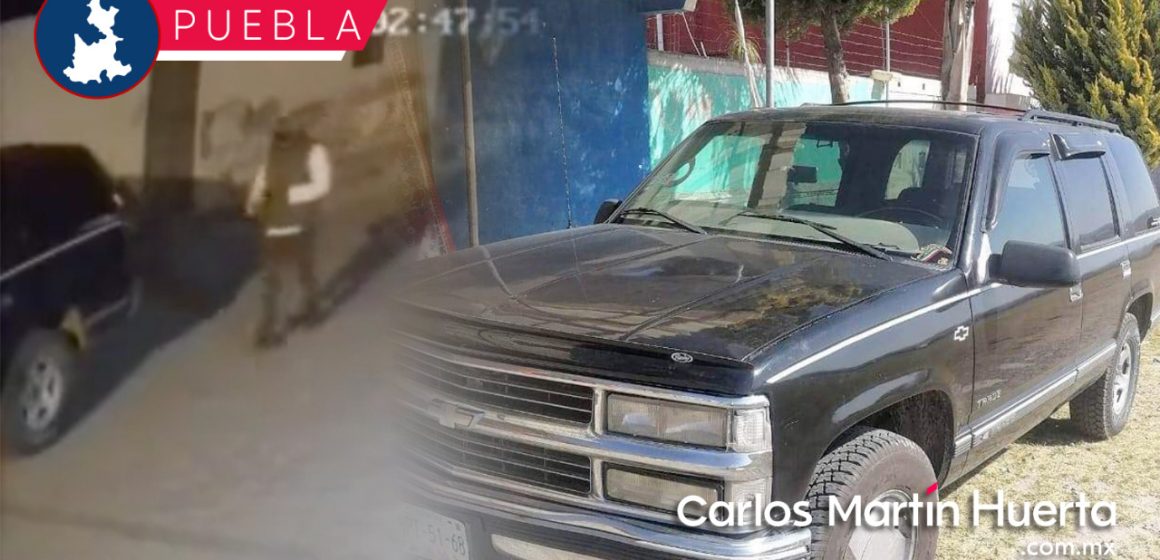 Roban camioneta en la Emiliano Zapata; les tomó menos de un minuto