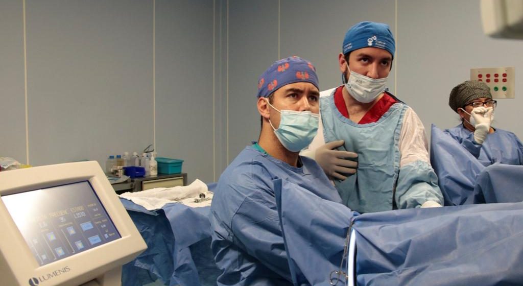 Realiza ISSSTEP cirugía de alta especialidad con láser para beneficiar a un hombre, de 58 años