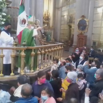 El arzobispo de Puebla, hizo un llamado a luchar por la paz
