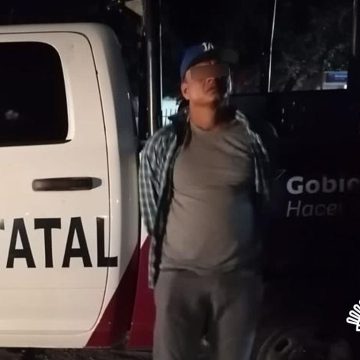 Policía Estatal detiene a hombre en presunta posesión ilegal de arma de fuego