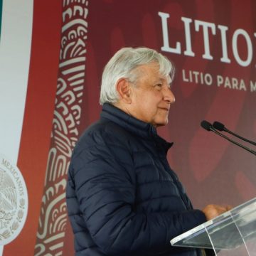 AMLO firma decreto para nacionalizar el litio