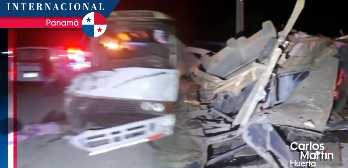 Mueren 33 migrantes al caer autobús en Panamá
