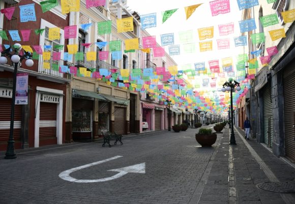 Vuelven operativos de ordenamiento a la Calle de los Dulces