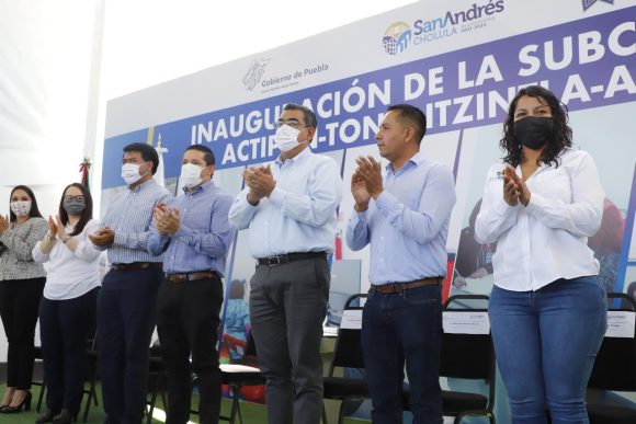 Entrega Céspedes Peregrina patrullas y Subcomisaría en San Andrés Cholula