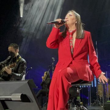 Ana Gabriel anuncia su retiro de los escenarios