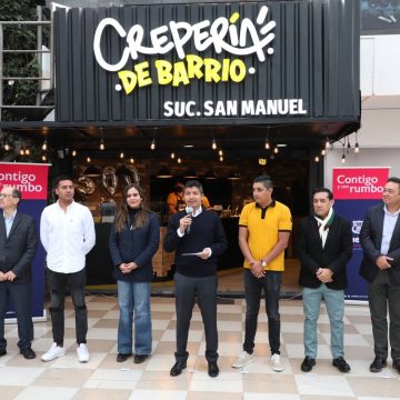 Entrega Ayuntamiento de Puebla crédito número 500 de Apertura a la Palabra