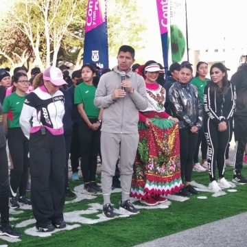 Presentan medalla para la Carrera Contigo Mujer 2023