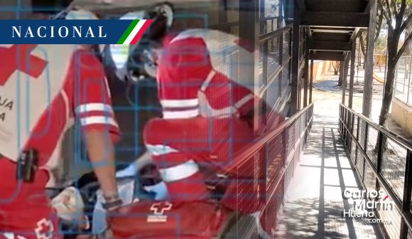 Portada En estado de ebriedad, joven cae de puente peatonal; sobrevive a la caída CMH En estado de ebriedad, joven cae de puente peatonal; sobrevive a la caída