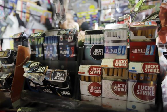 Oxxo volverá a exhibir cigarros en sus tiendas