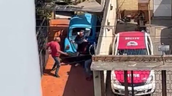 Riña y asesinato en Iztapalapa