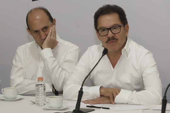 POLÍTICA . IGNACIO MIER “Es falsa la defensa del INE”: Ignacio Mier