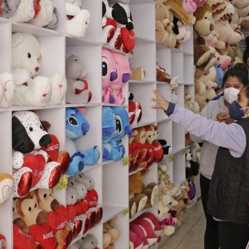 Comercios poblanos prevén alza de ventas para el Día de San Valentín