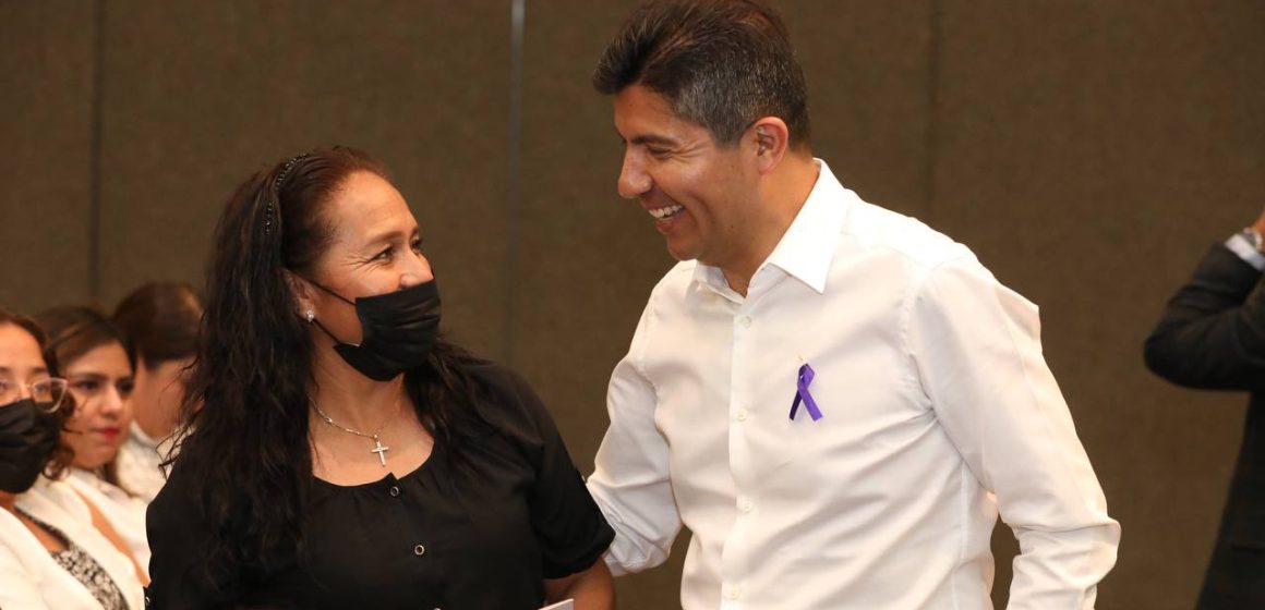 Reitera alcalde Eduardo Rivera respeto y apoyo a las mujeres poblanas