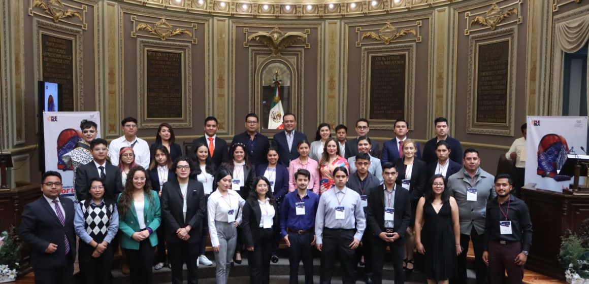 Congreso del Estado mantendrá sus puertas abiertas para las y los jóvenes: Eduardo Castillo López