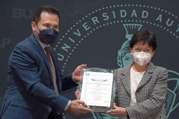 La BUAP recibe Certificado de conformidad nivel plata por el cumplimiento a la Norma Mexicana