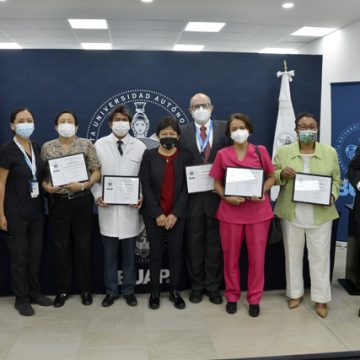 Reconoce CU compromiso humano del personal encargado de la salud de los universitarios durante la pandemia
