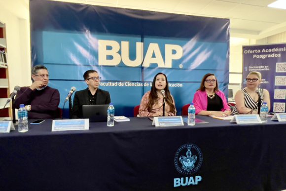 A_RuedaPrensa Facultad de Ciencias de la Comunicación presenta sus posgrados