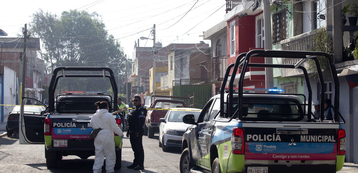 Asesinan a hombre durante riña en la 64 poniente