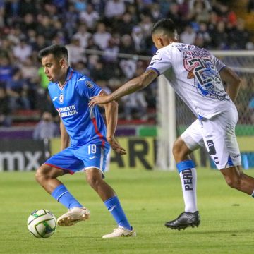 Cruz Azul rescata empate ante el Querétaro en La corregidora