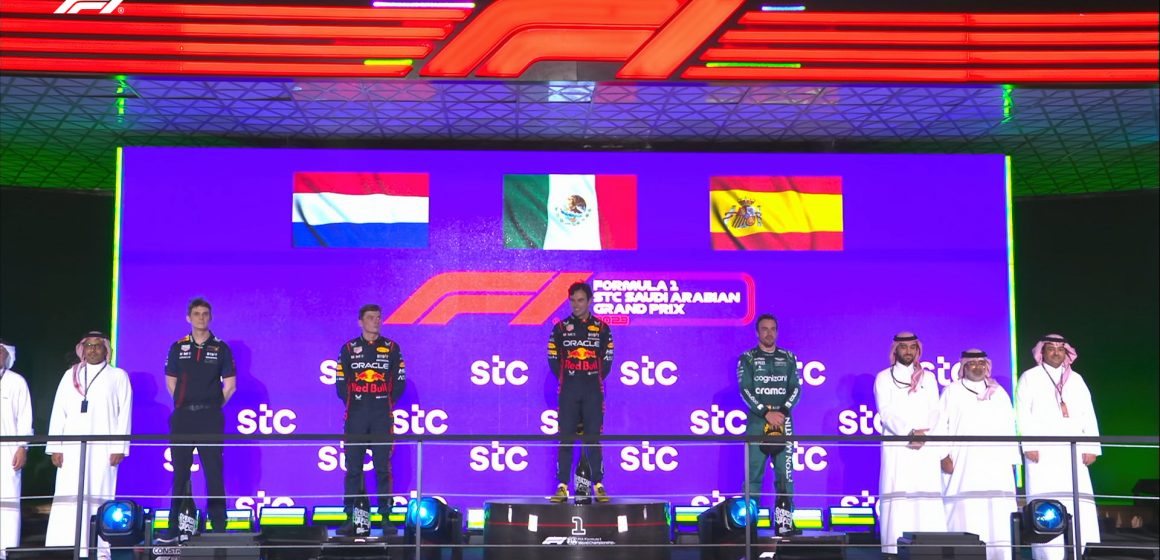 Checo Pérez gana el GP de Arabia Saudita