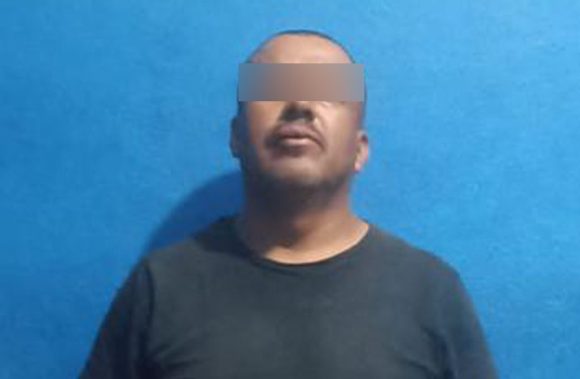 Detienen a hombre por agresión con arma de fuego en Ahuatempan