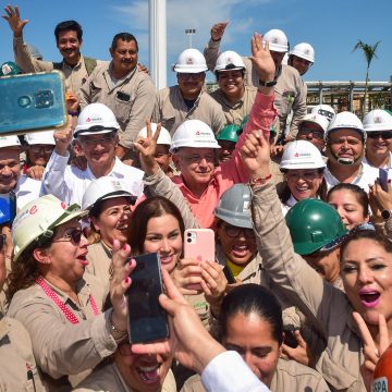 AMLO visita la refinería “Francisco I. Madero” en Tamaulipas