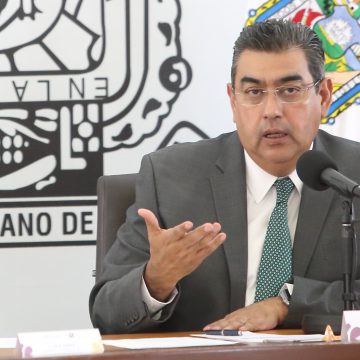 Puebla ofrece futuro a las empresas: Sergio Salomón