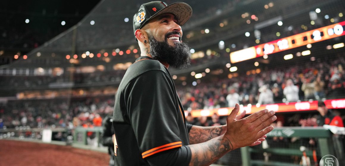 El lanzador Sergio Romo se despidió de Grandes Ligas