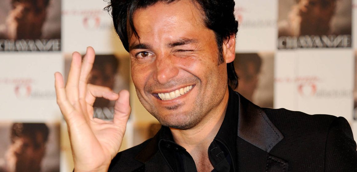 “Los testigos de Chayanne”; el cantante busca nombre para sus fans y las propuestas lo hacen reír