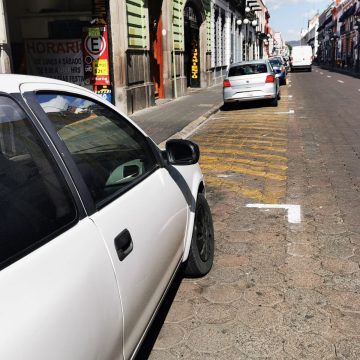 Diez vehículos han sido inmovilizados por esconder sus placas en Parquímetros