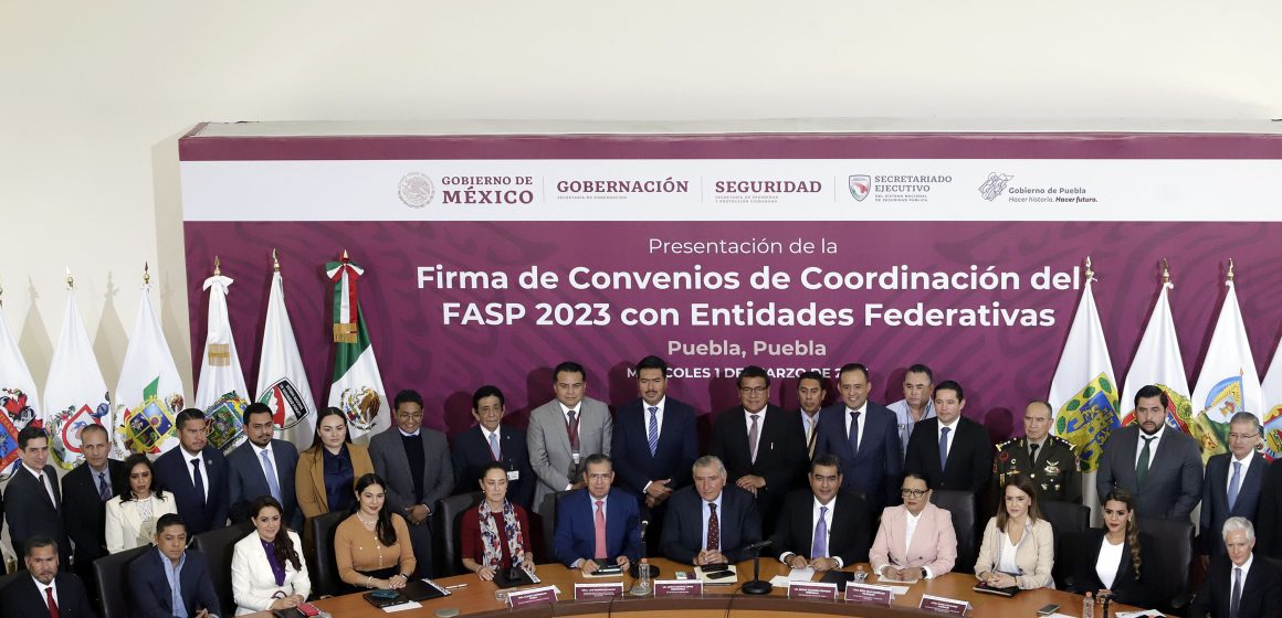 En Puebla gobernadores firman convenio FASP