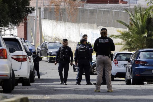 Balacera en La Paz deja tres heridos tras intento de asalto a cuentahabiente