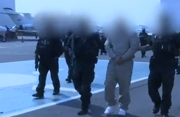 6 Extraditan a EU al ‘Cholo Iván’, jefe del Cártel de Sinaloa