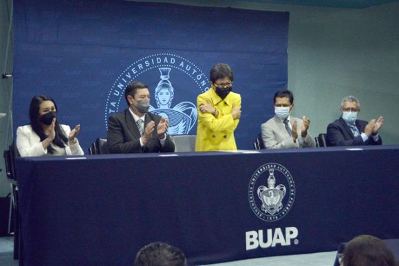 A_Estomatologia_28 Facultad de Estomatología, una unidad comprometida con el entorno social