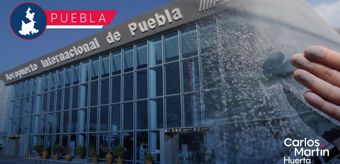 Suspenden vuelos en el aeropuerto de Puebla por caída de ceniza del Popocatépetl
