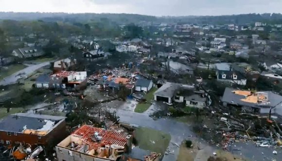 Tornados y tormentas dejan 11 muertos en EU