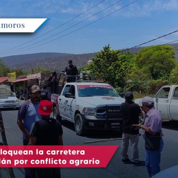 Ejidatarios bloquean la carretera Izúcar- Epatlán por conflicto agrario