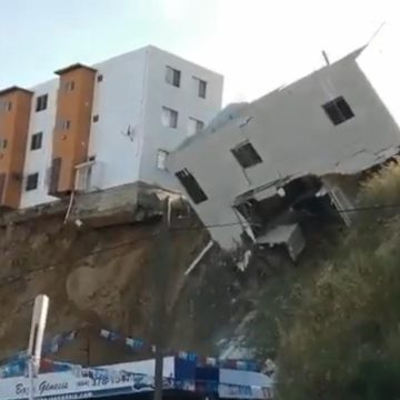 (VIDEO) Colapsa edificio del fraccionamiento La Sierra en Tijuana