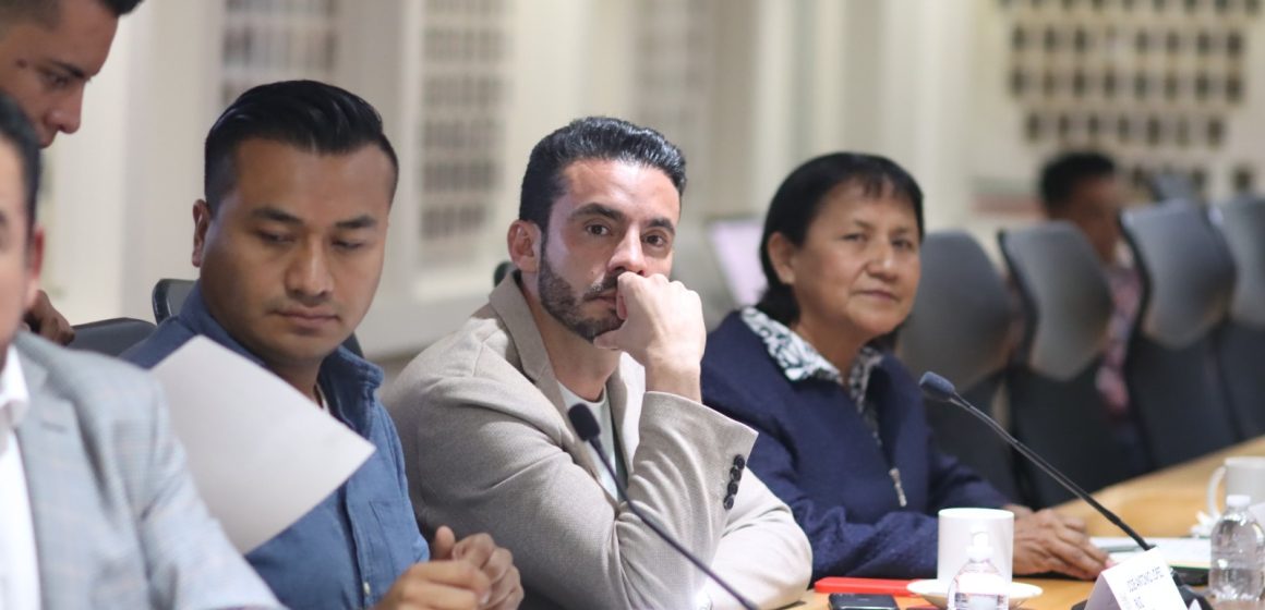 Aprueban exhorto para reforzar la seguridad en los 217 municipios en Comisión del Congreso de Puebla