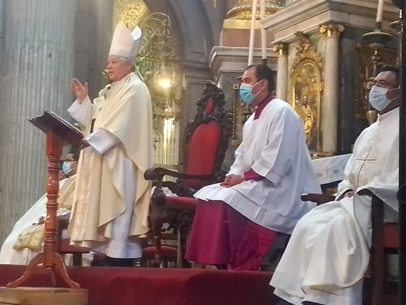 Arzobispo de Puebla, destacó la importancia de proteger a los más pequeños del hogar