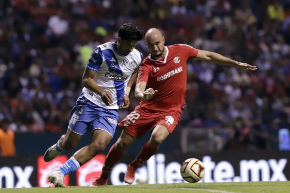 futbol-club-puebla-vs-toluca-568548 El Club Puebla pierde 1-2 ante los Diablos Rojos del Toluca