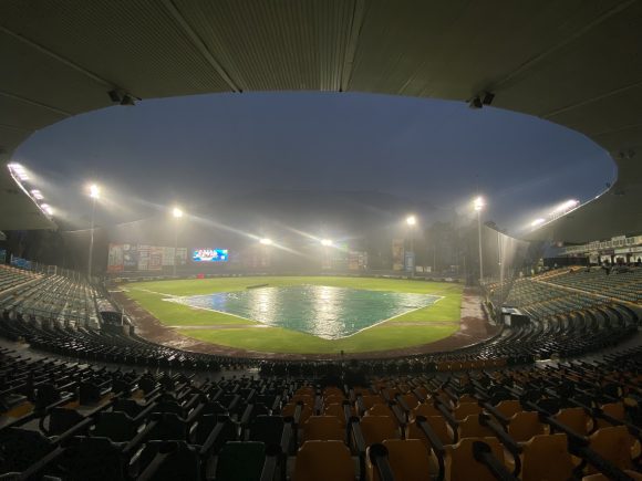 Suspendido el juego entre Pericos y Toros en el Hermanos Serdán