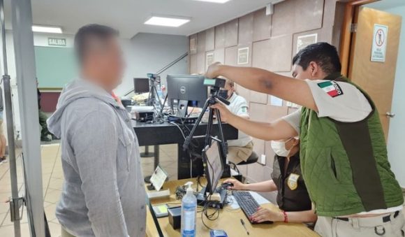 FGE entrega al INM a 27 extranjeros rescatados en San Luis Potosí