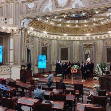 Rinde LXI Legislatura homenaje póstumo al diputado local Mariano Hernández Reyes