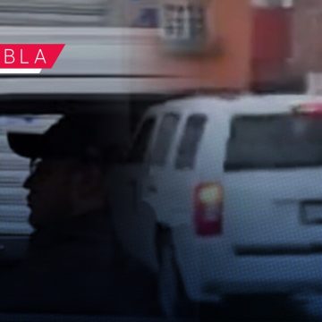 Atropellan a madre e hijo en la Esteban de Antuñano; conductor se da a la fuga