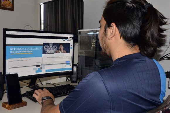 B Consulta_0 Invita BUAP a la comunidad universitaria a participar en la consulta sobre la reforma legislativa