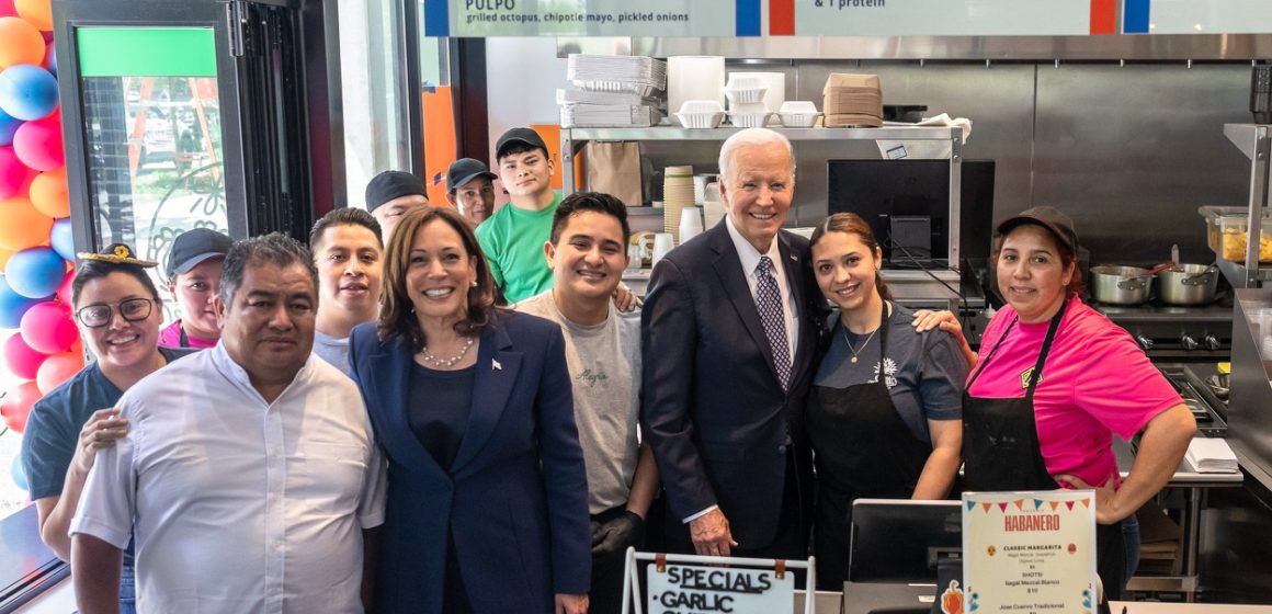 Joe Biden celebra el 5 de Mayo en una taquería en Washington
